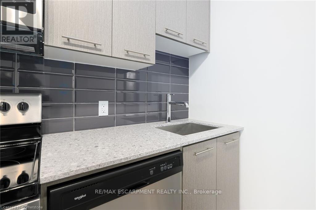 Photo 1 of 901 385 Winston Road, Grimsby ON