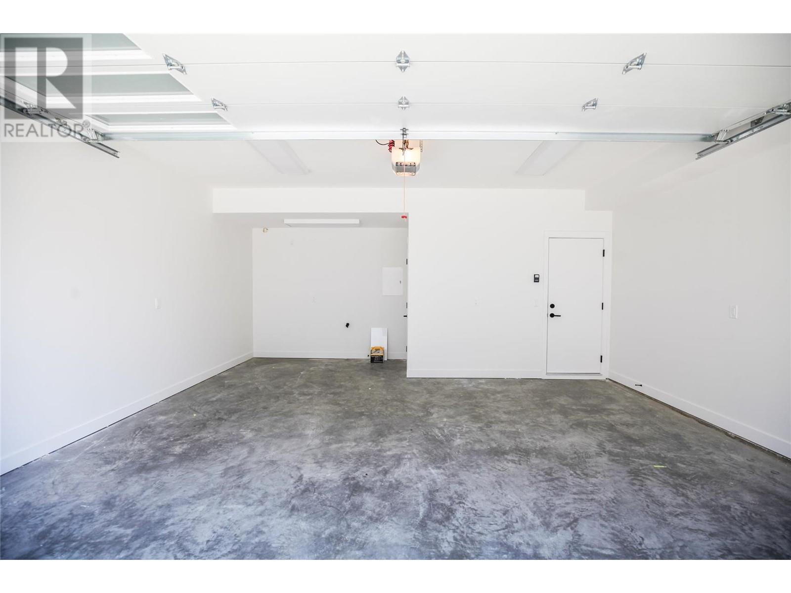 114 610 Academy Way, Kelowna