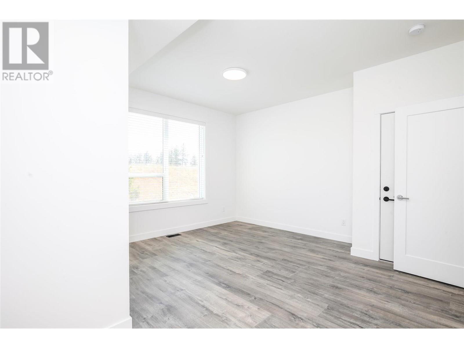 114 610 Academy Way, Kelowna
