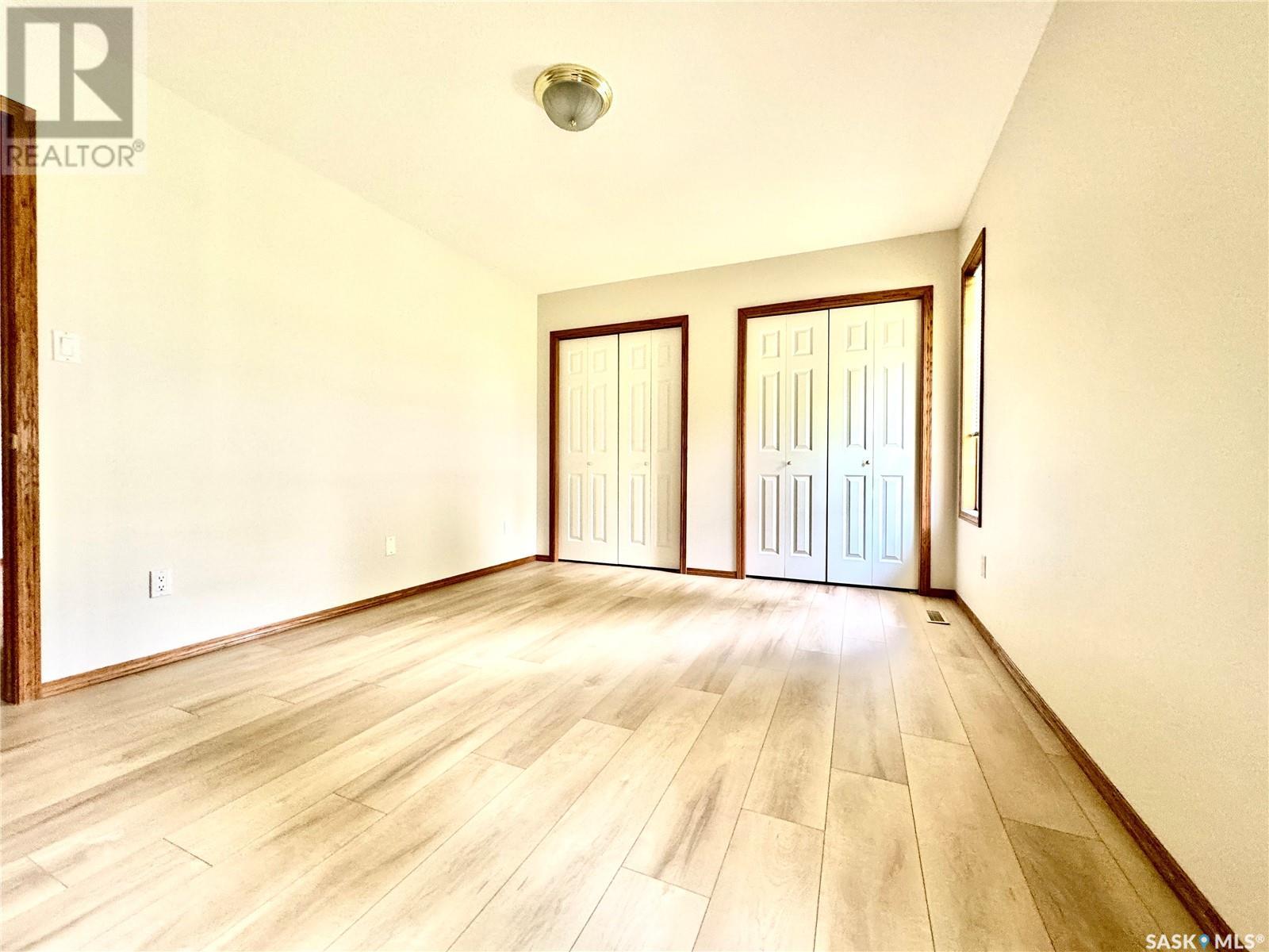 Photo 2 of 1118 Selo Place, Regina SK