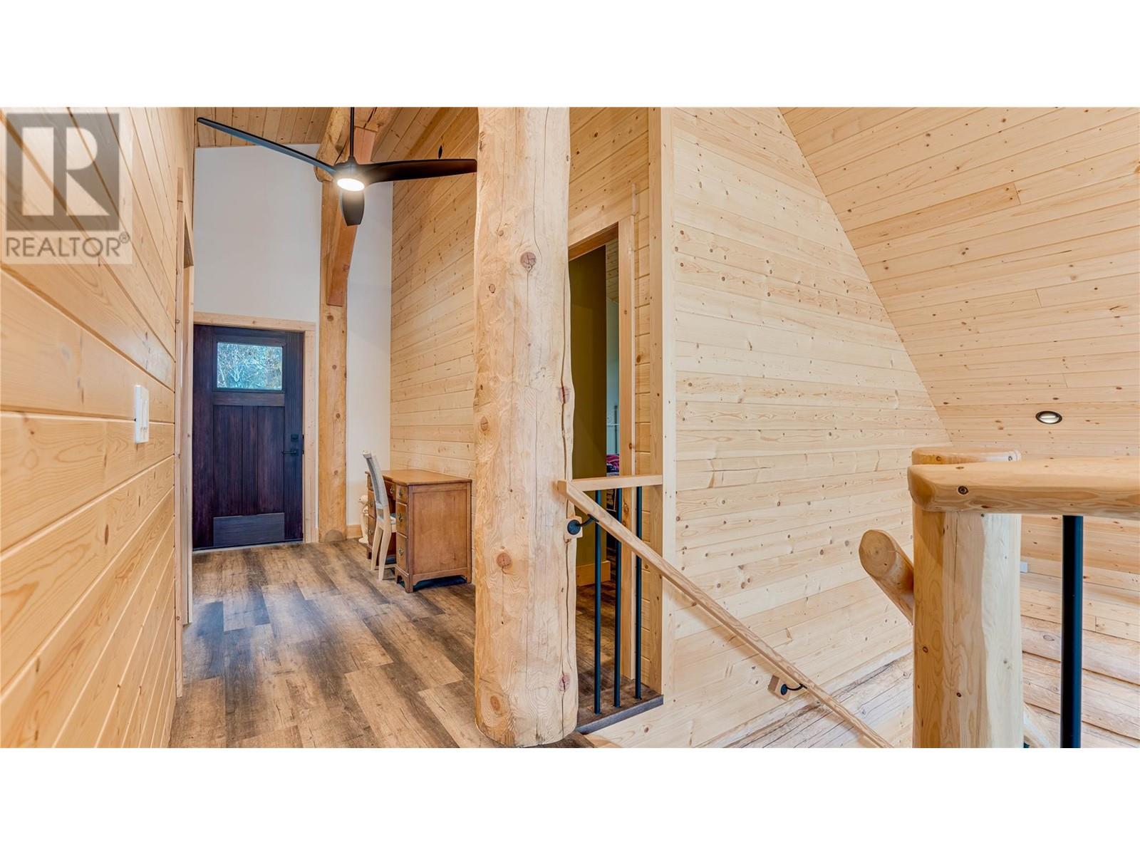 682 Lower Inonoaklin Road, Edgewood