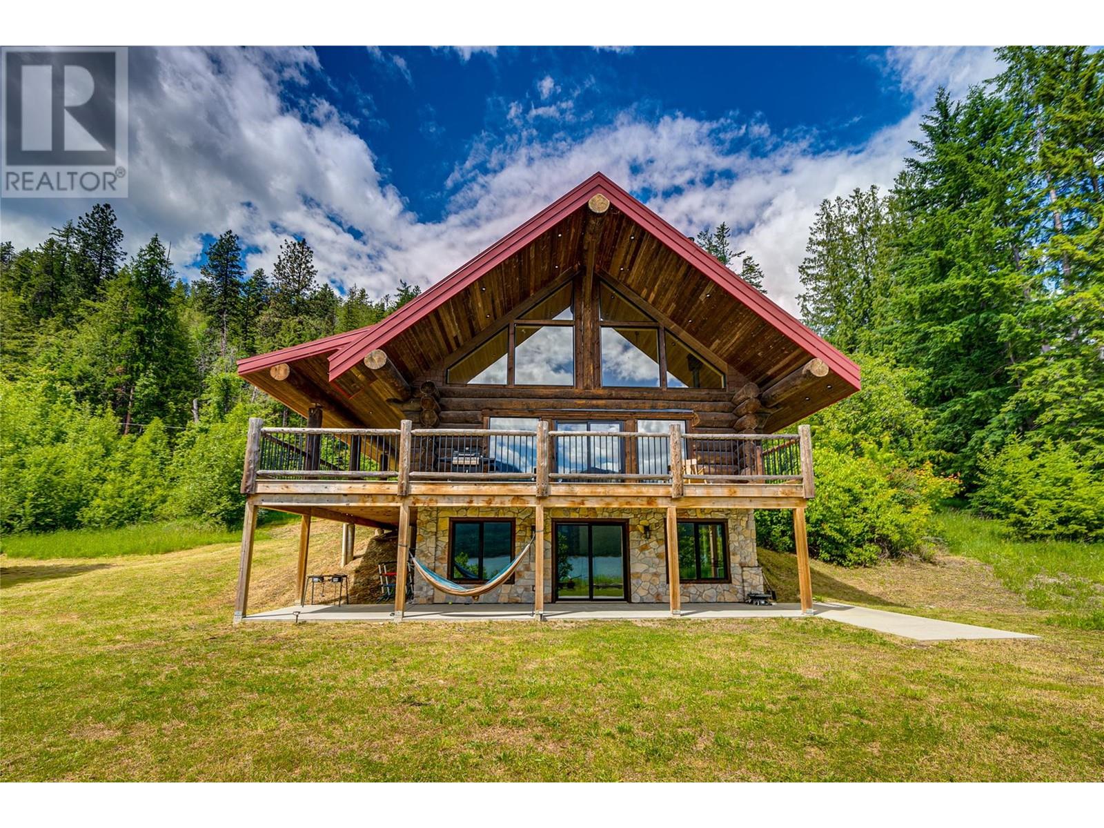 682 Lower Inonoaklin Road, Edgewood