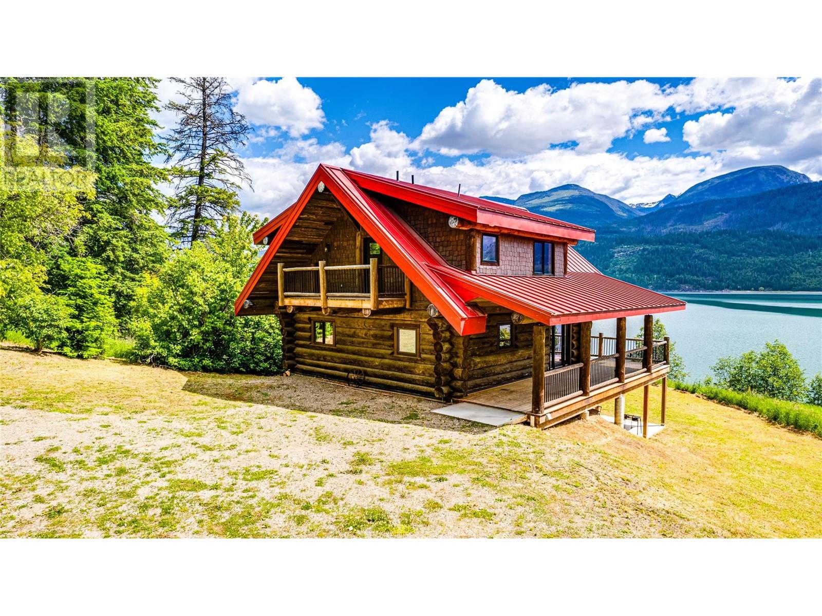 682 Lower Inonoaklin Road, Edgewood