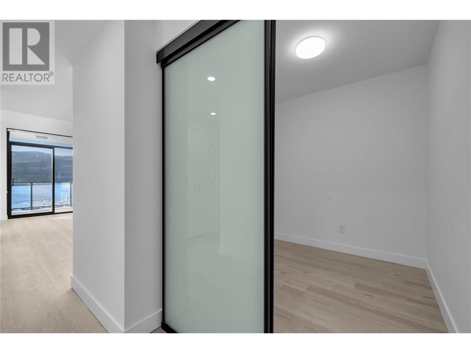Photo 6 of 1471 St Paul Street Unit 1906 Lot Sl 137, Kelowna BC