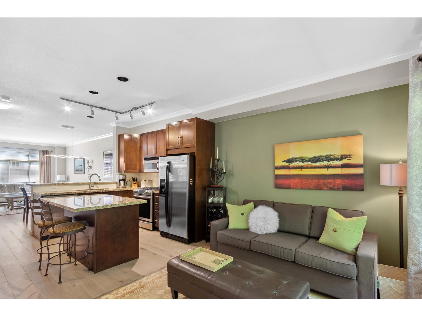 Photo 14 of 29 15151 34 Avenue, Surrey BC