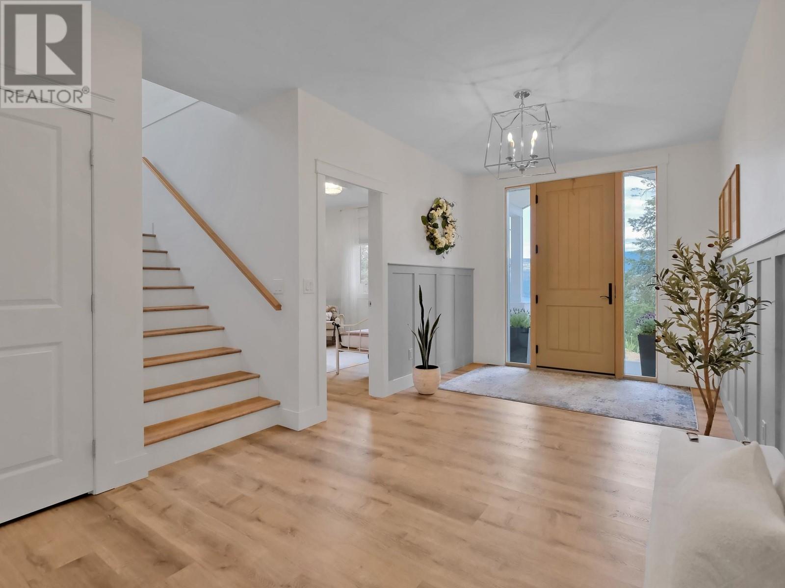  10290 Columbia Way, Vernon