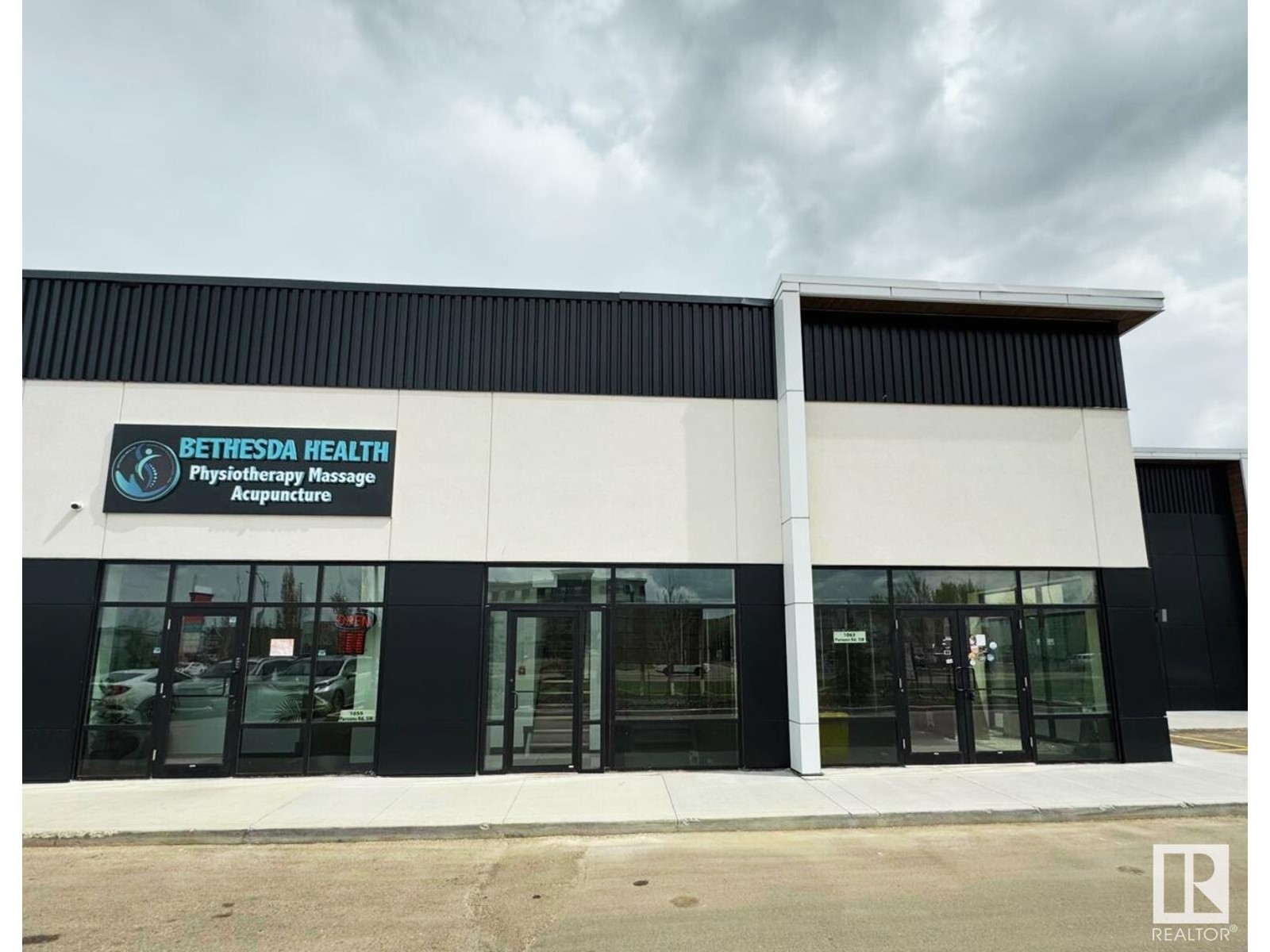 Photo 1 of 1059 Parsons Rd Sw, Edmonton AB