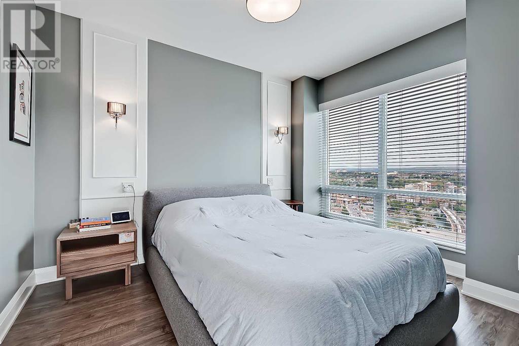 Single Family House for Sale in    Avenue SW Downtown Commercial Core Calgary 