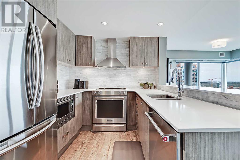Single Family House for Sale in    Avenue SW Downtown Commercial Core Calgary 
