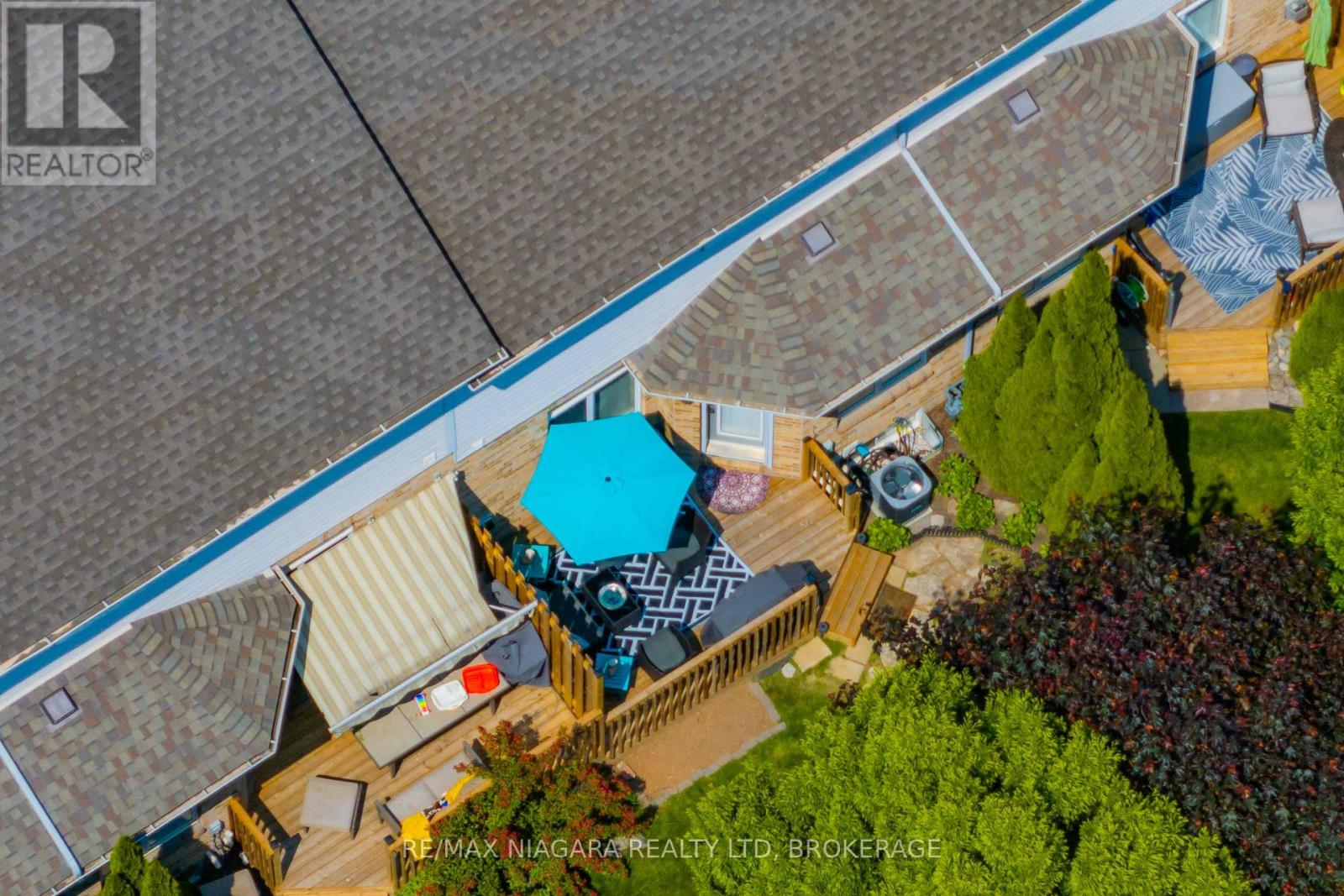 Photo 34 of 4 5200 Dorchester Road, Niagara Falls ON