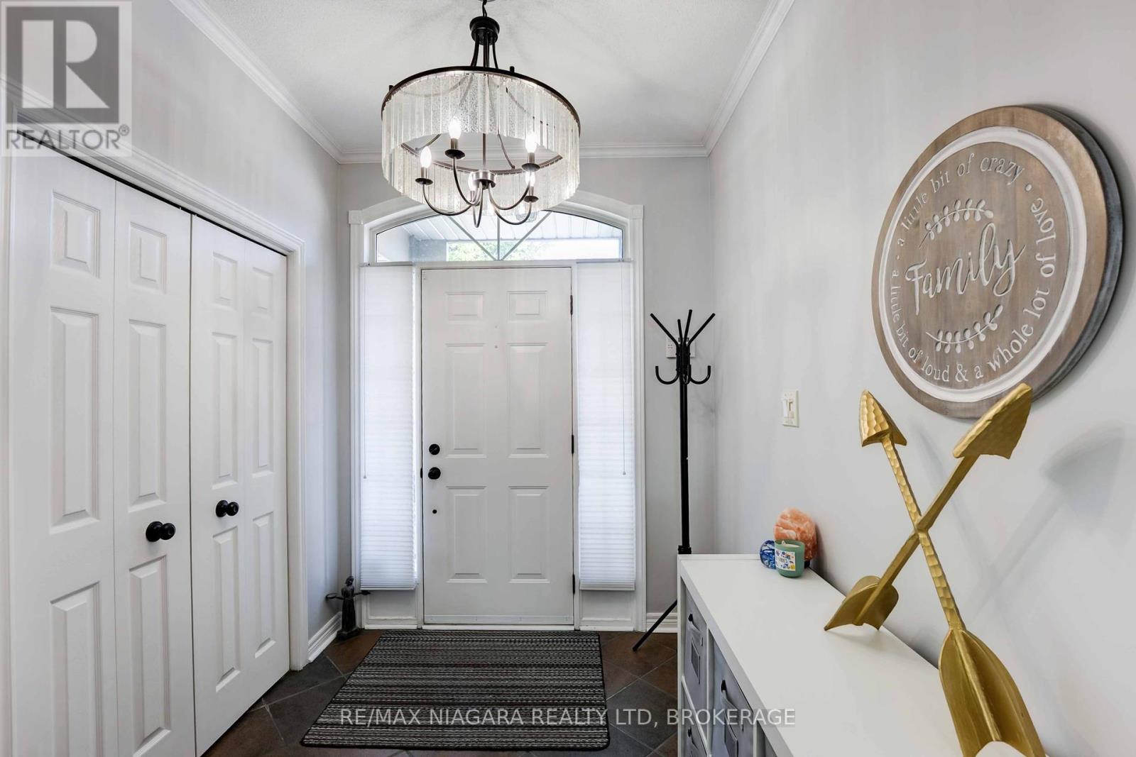 Photo 17 of 4 5200 Dorchester Road, Niagara Falls ON
