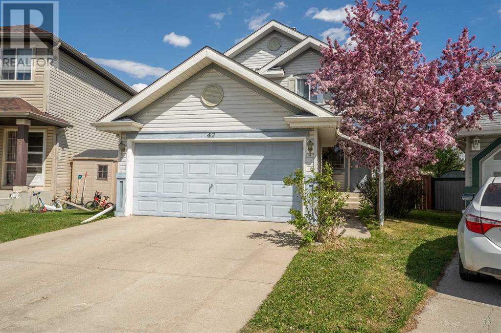 42 Somerside Place SW, Calgary, Alberta
