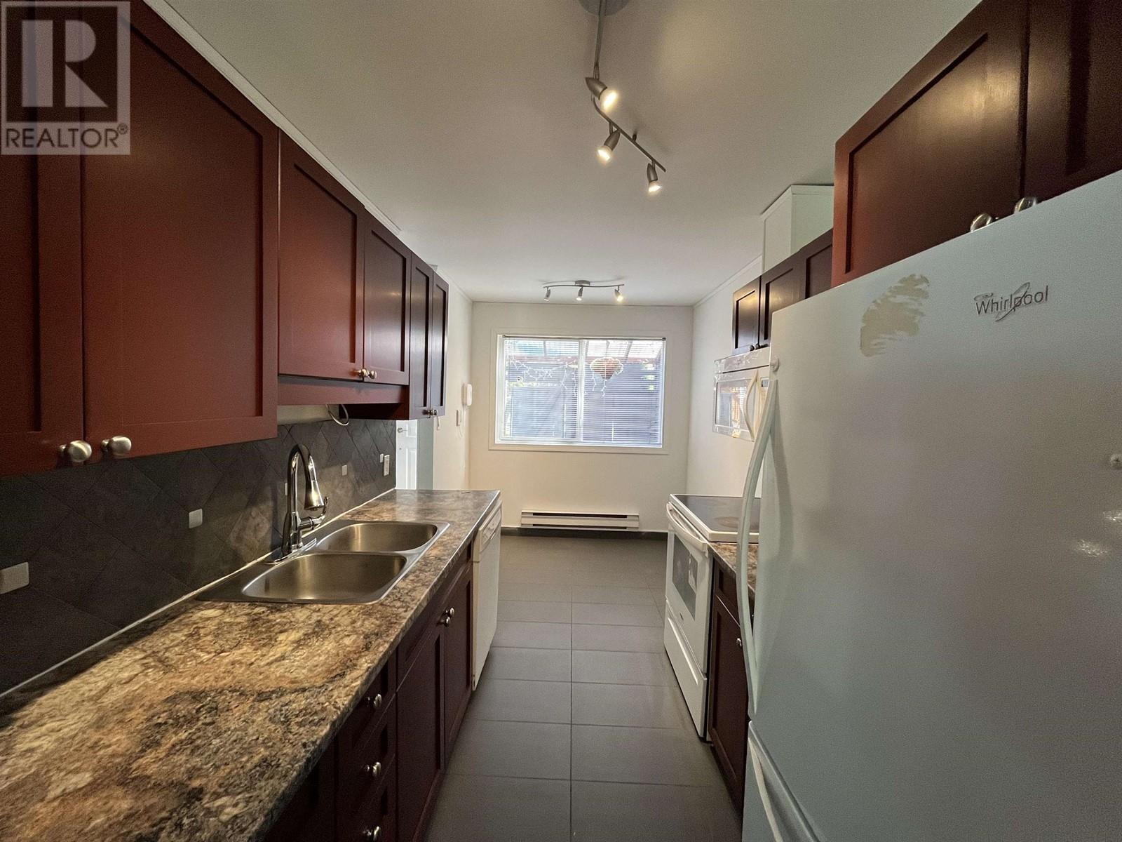 11 38455 WILSON CRESCENT, Squamish real estate listing R2883815