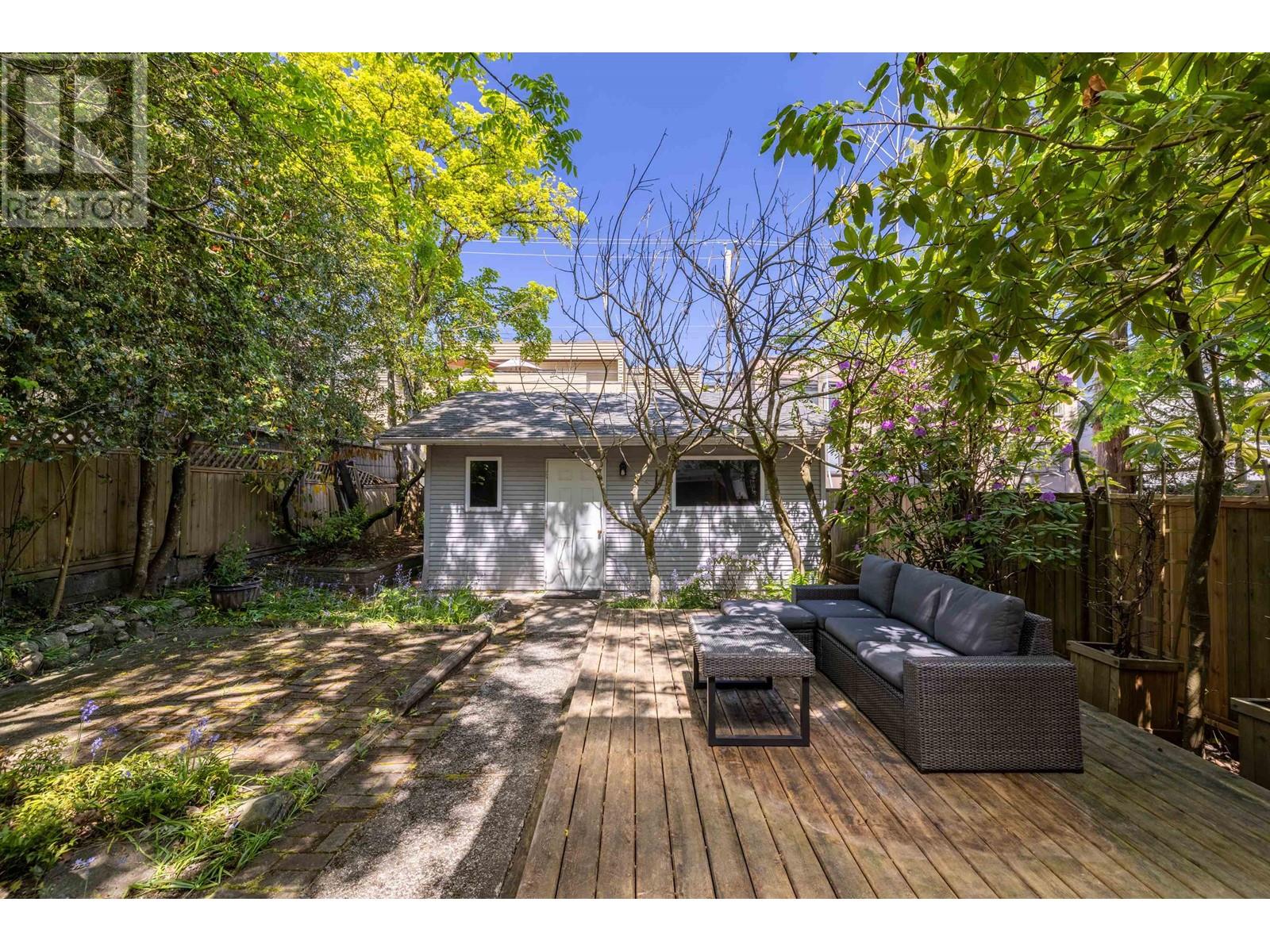 Photo 28 of 4343 W 11 Th Avenue, Vancouver BC