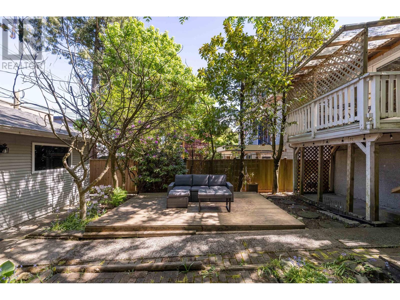 Photo 31 of 4343 W 11 Th Avenue, Vancouver BC