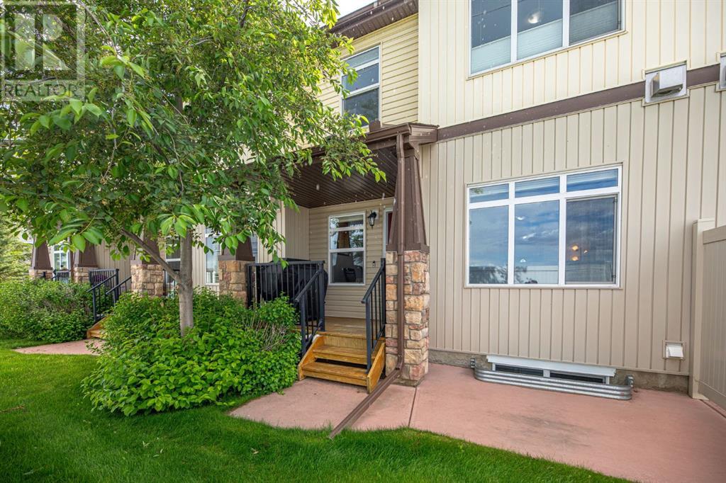 Photo 29 of 337 Copperpond Landing Se, Calgary AB