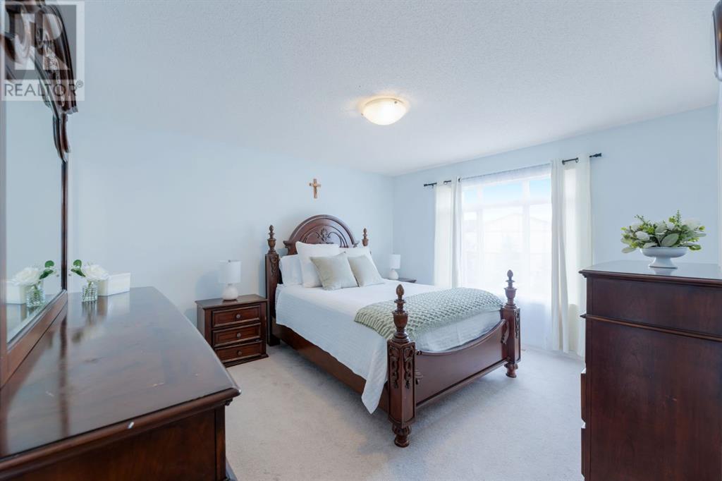 Photo 19 of 337 Copperpond Landing Se, Calgary AB