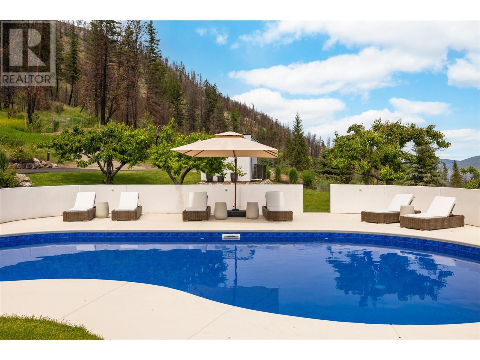 5 1750 Westside Road North, West Kelowna