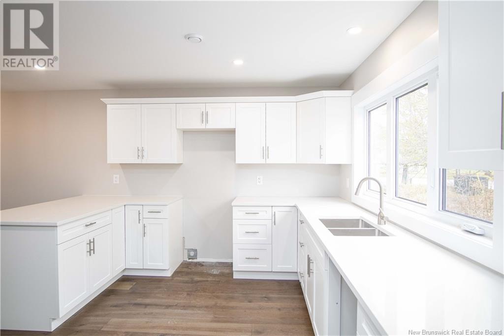 4 Rockingstone Drive - 12