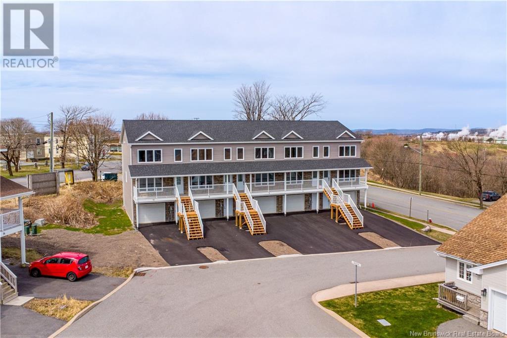 4 Rockingstone Drive - 3