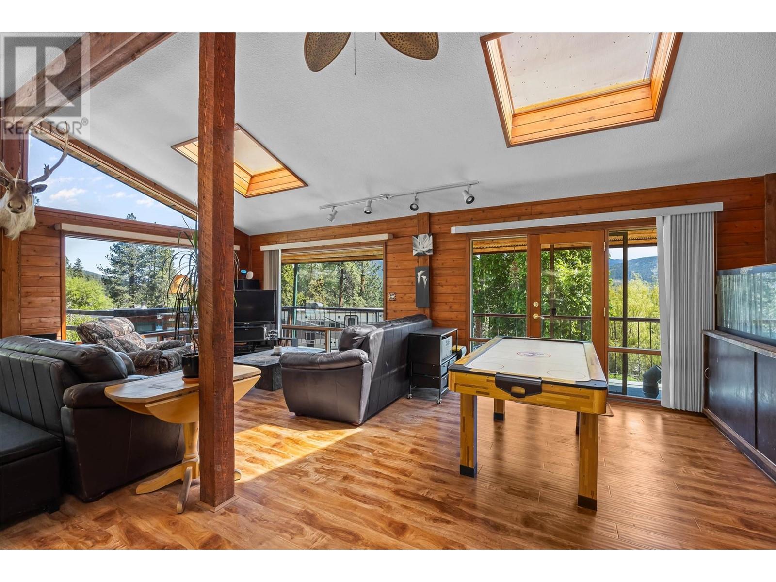 7050 Westsyde Road, Kamloops