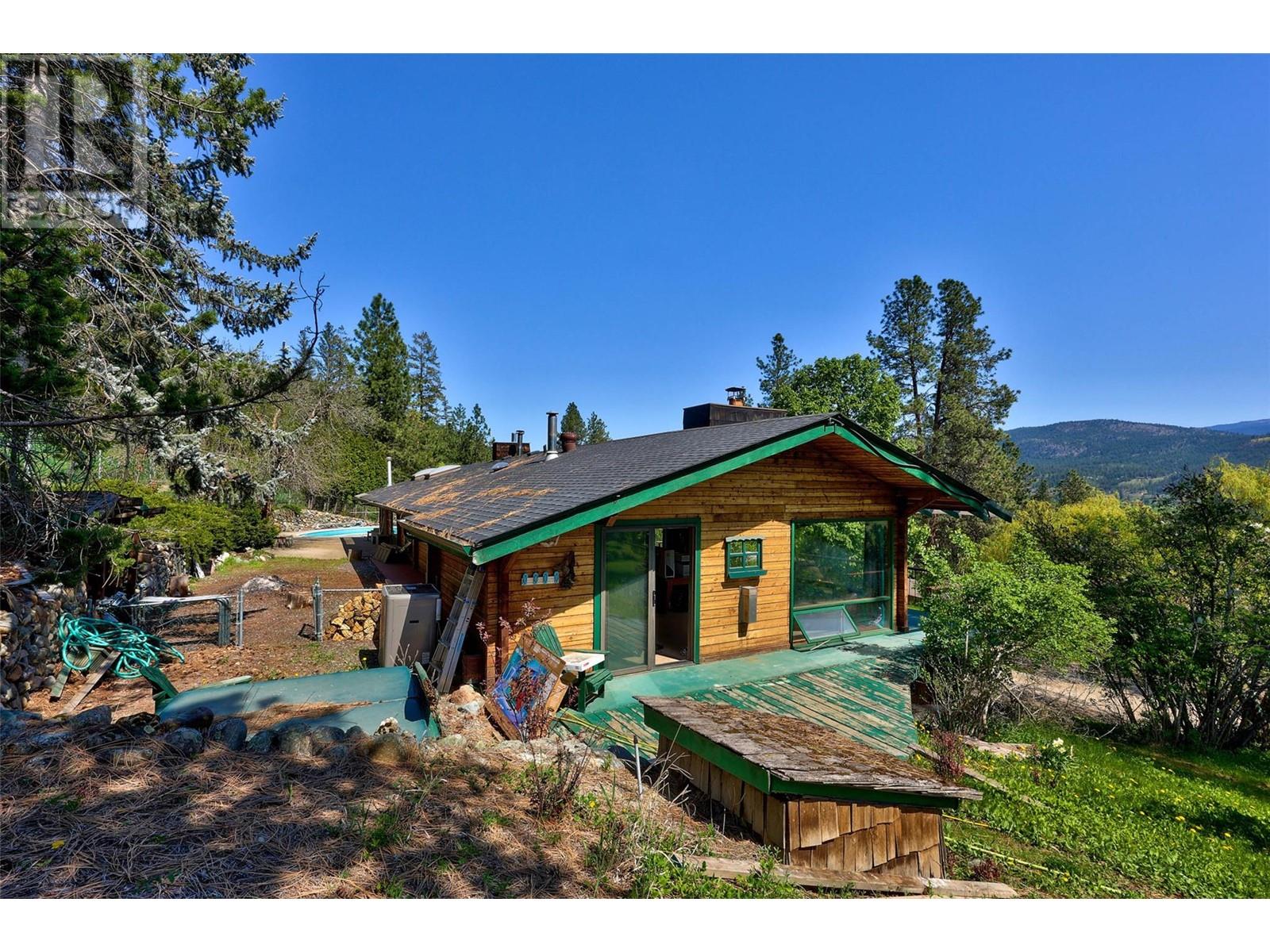 7050 Westsyde Road, Kamloops