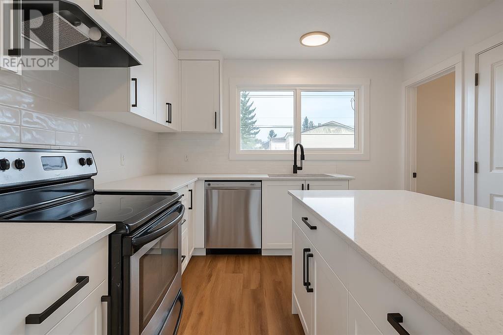 Single Family House Bungalow for Sale in   Street SE Dover Calgary 