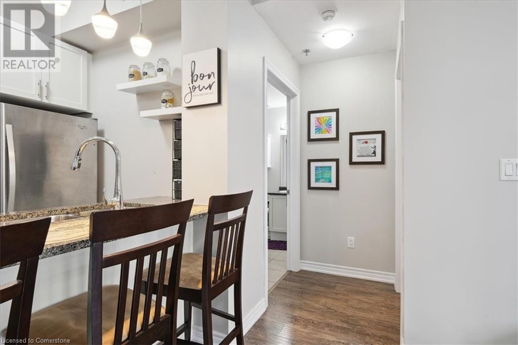 Photo 8 of 2490 Old Bronte Road Unit 301, Oakville ON
