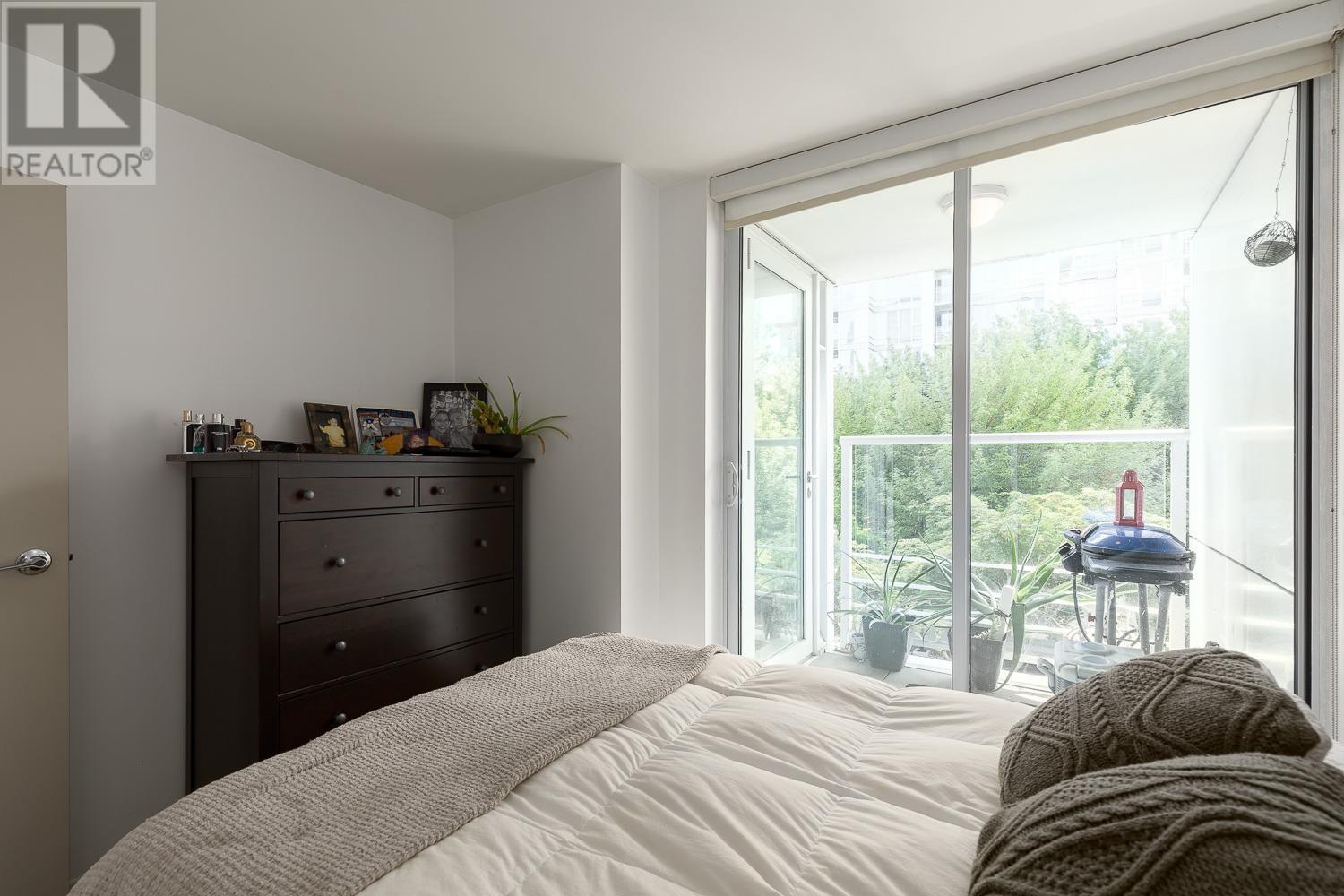 Photo 15 of 315 161 W Georgia Street, Vancouver BC