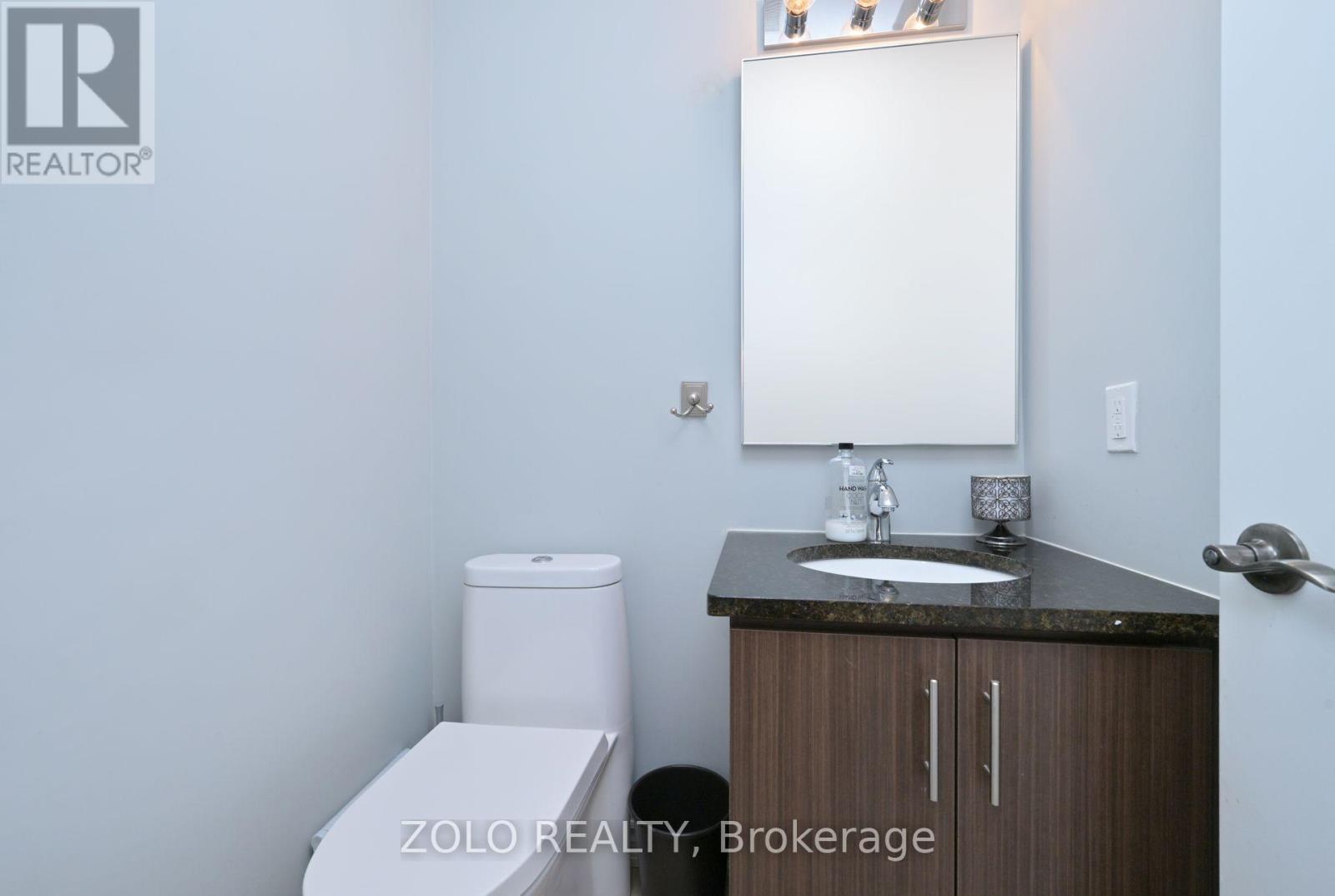 Photo 6 of 69 Walker Boulevard, New Tecumseth ON
