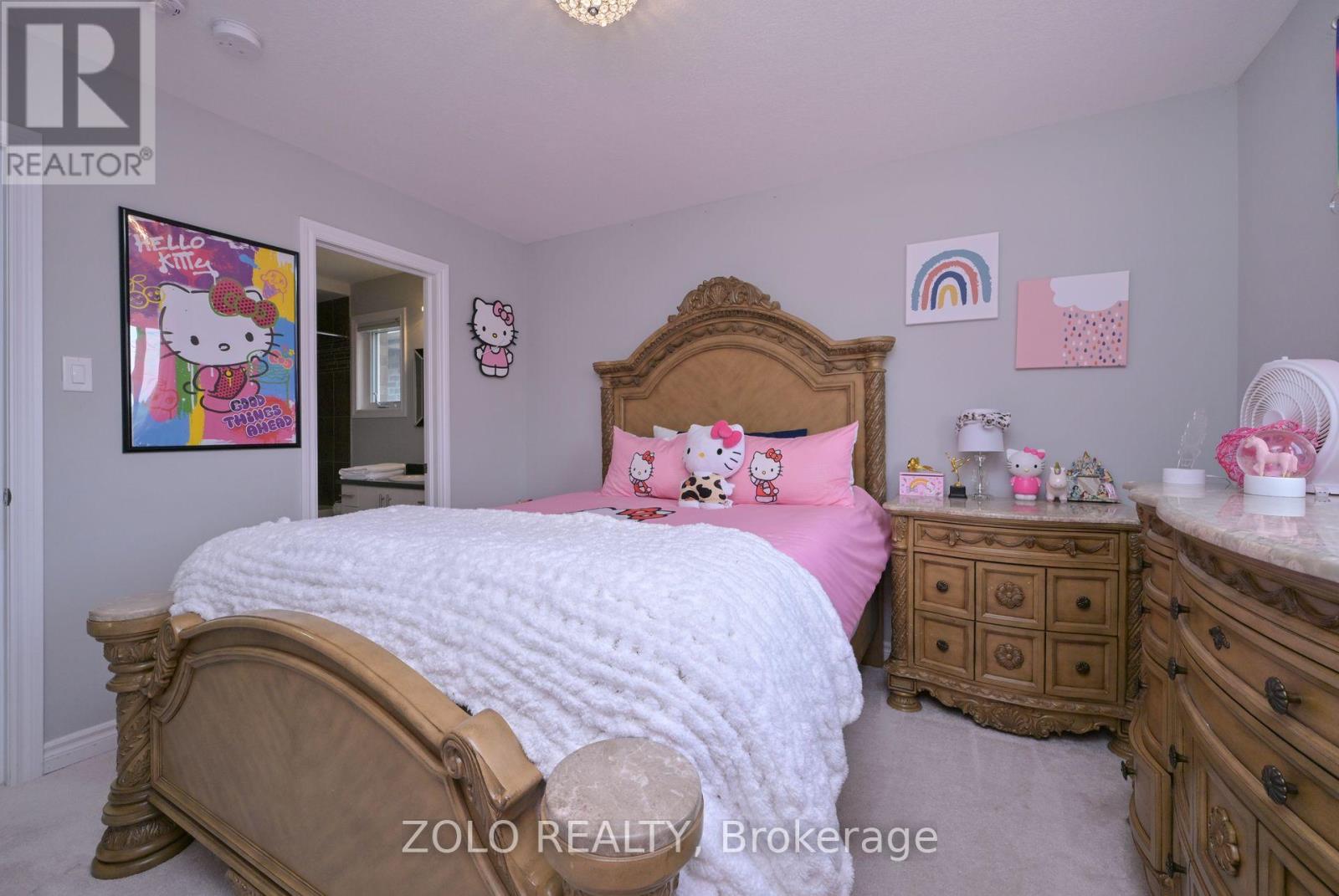 Photo 35 of 69 Walker Boulevard, New Tecumseth ON
