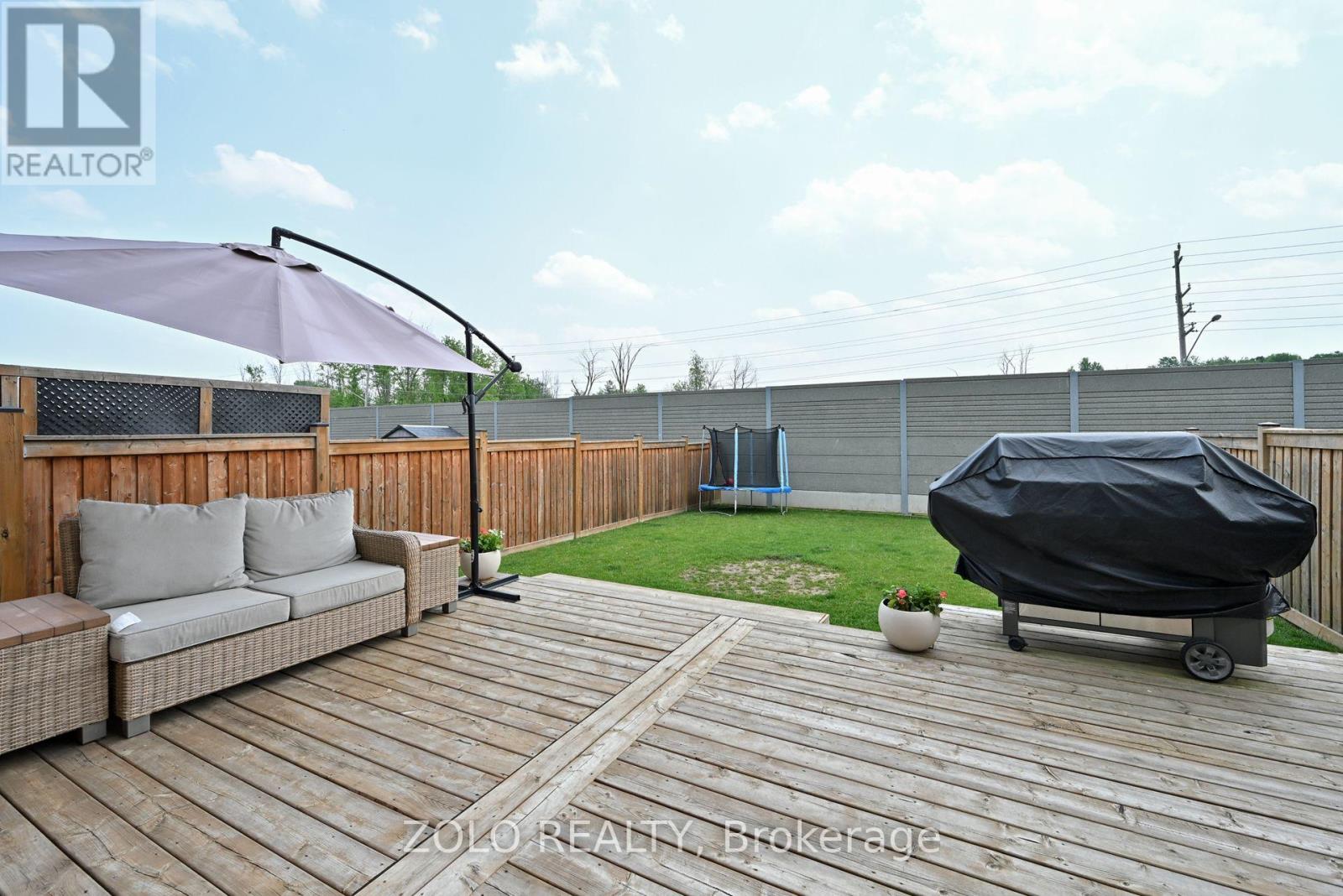 Photo 8 of 69 Walker Boulevard, New Tecumseth ON