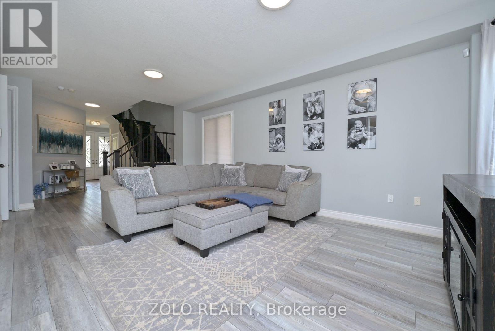 Photo 17 of 69 Walker Boulevard, New Tecumseth ON