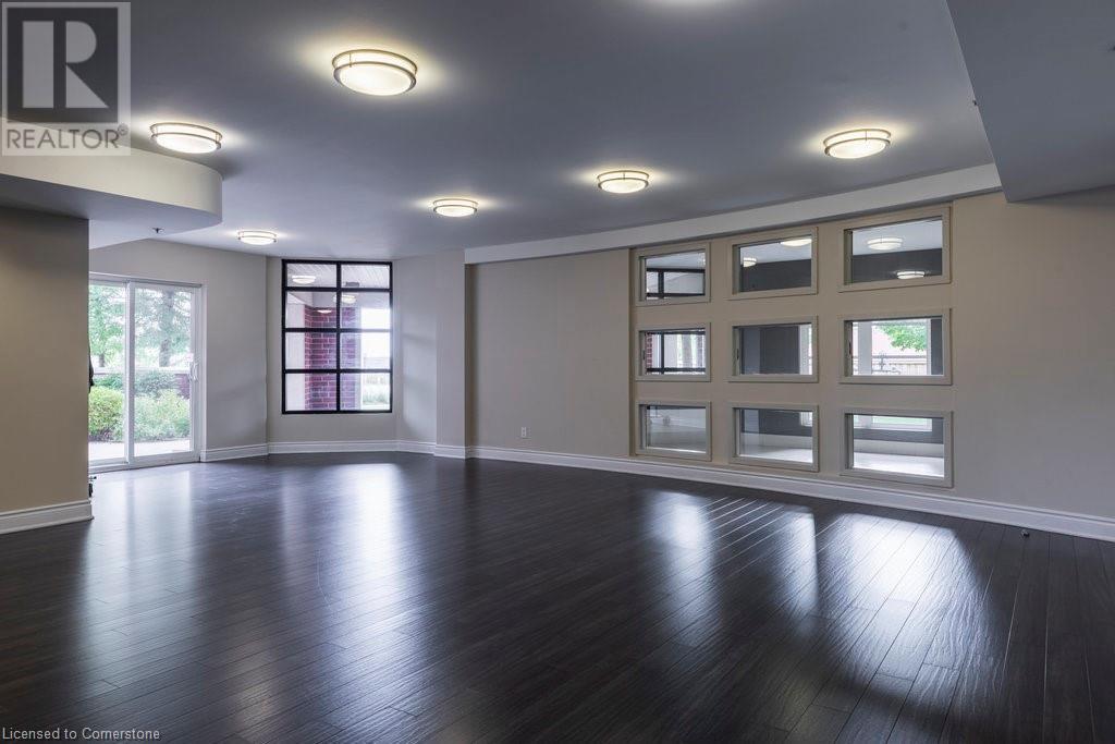 Photo 18 of 3070 Rotary Way Unit 401, Burlington ON