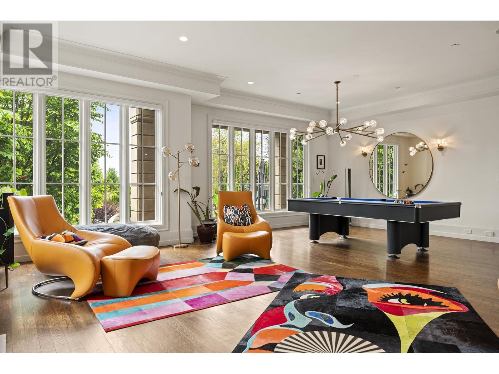 Photo 8 of 1075 Groveland Road, West Vancouver BC