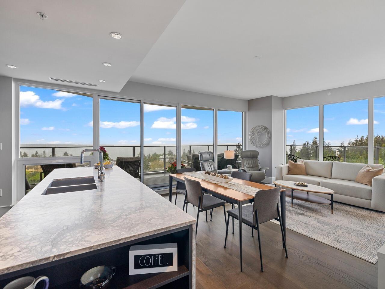 901 1500 MARTIN STREET, White Rock