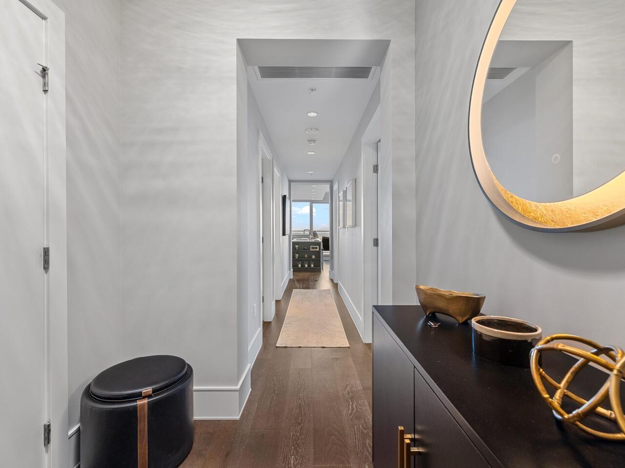 901 1500 MARTIN STREET, White Rock