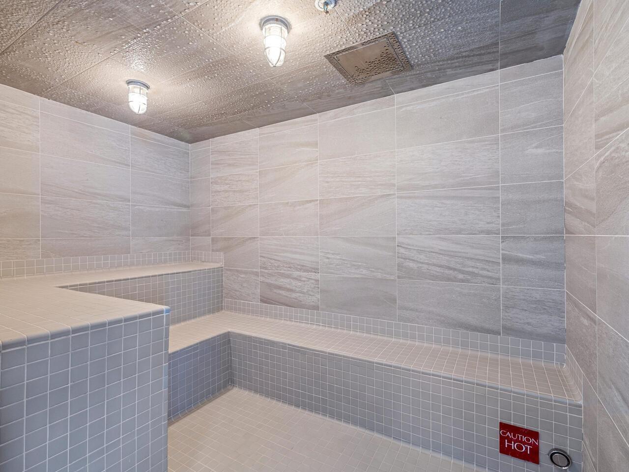 901 1500 MARTIN STREET, White Rock