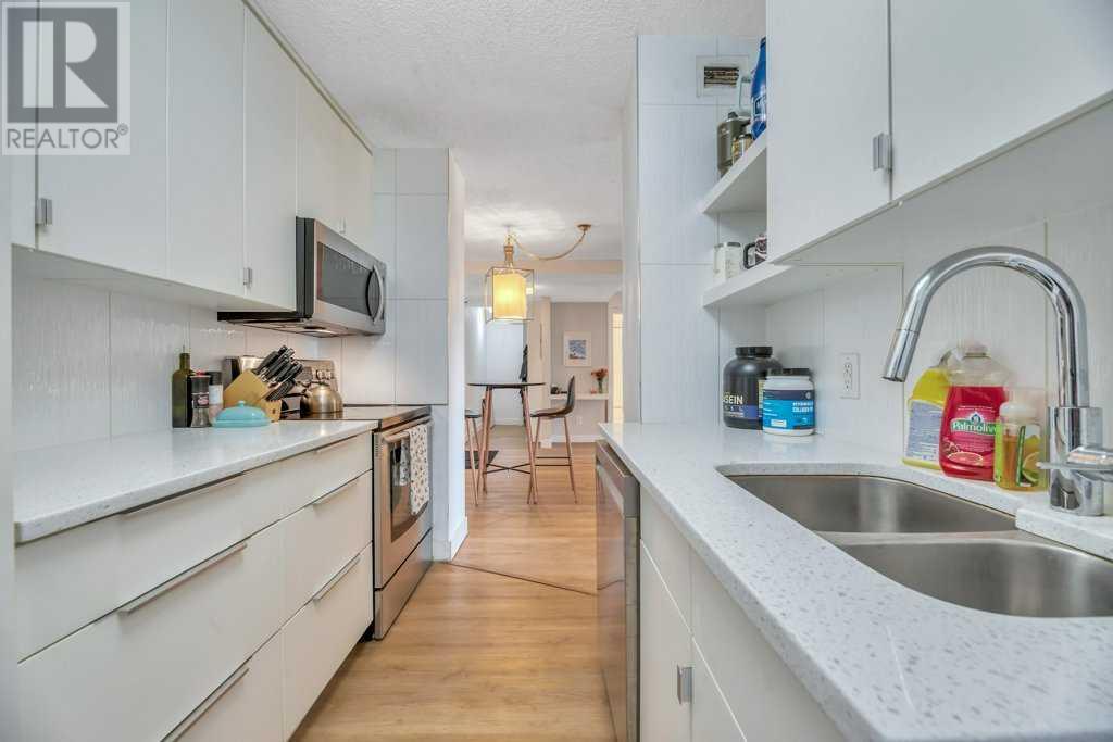 Single Family House for Sale in    Avenue SW Beltline Calgary 