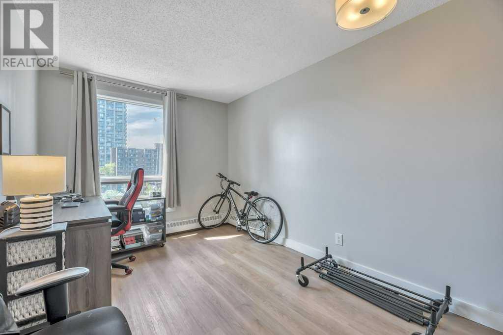 Single Family House for Sale in    Avenue SW Beltline Calgary 