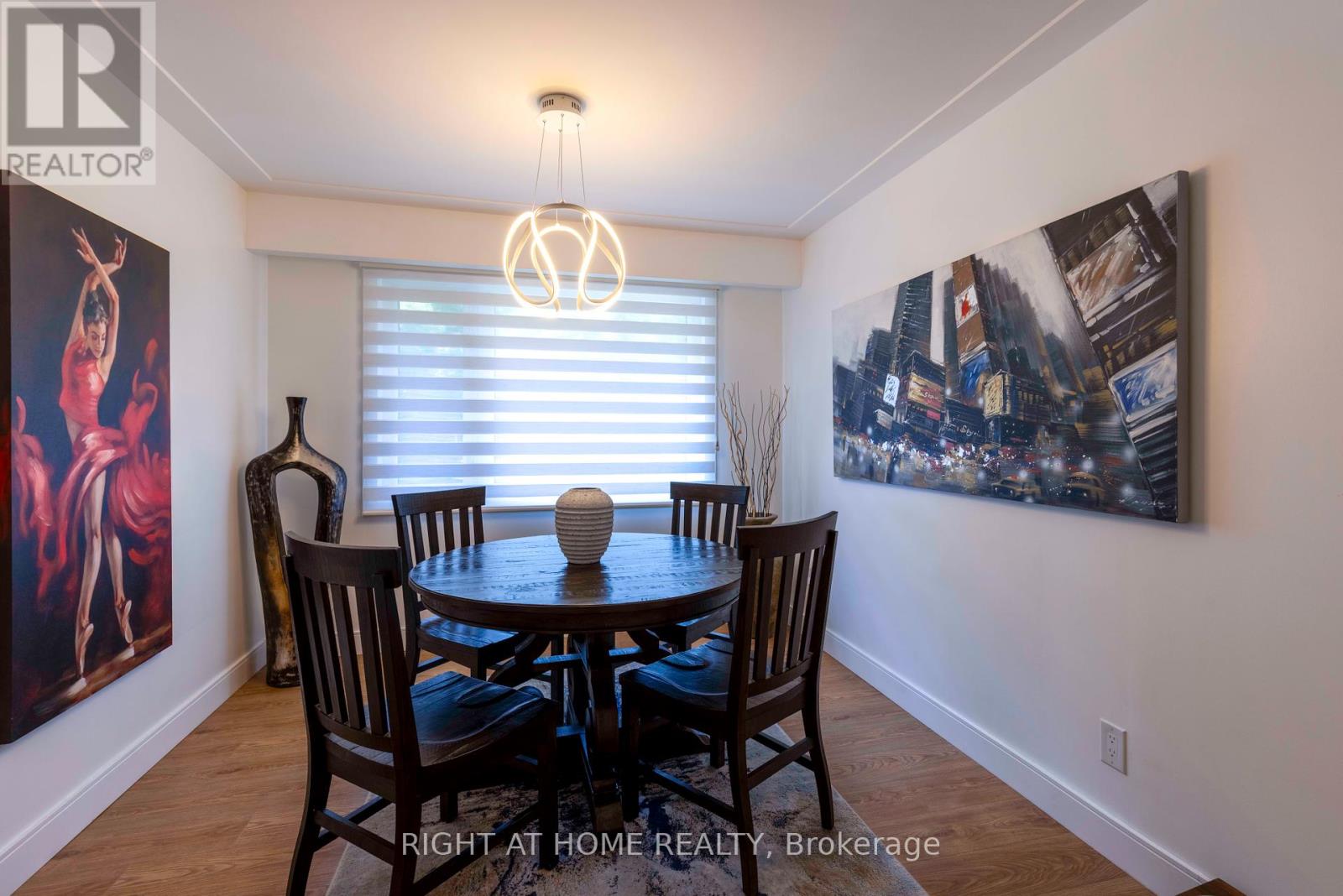 212 LOCKHART DRIVE - 8