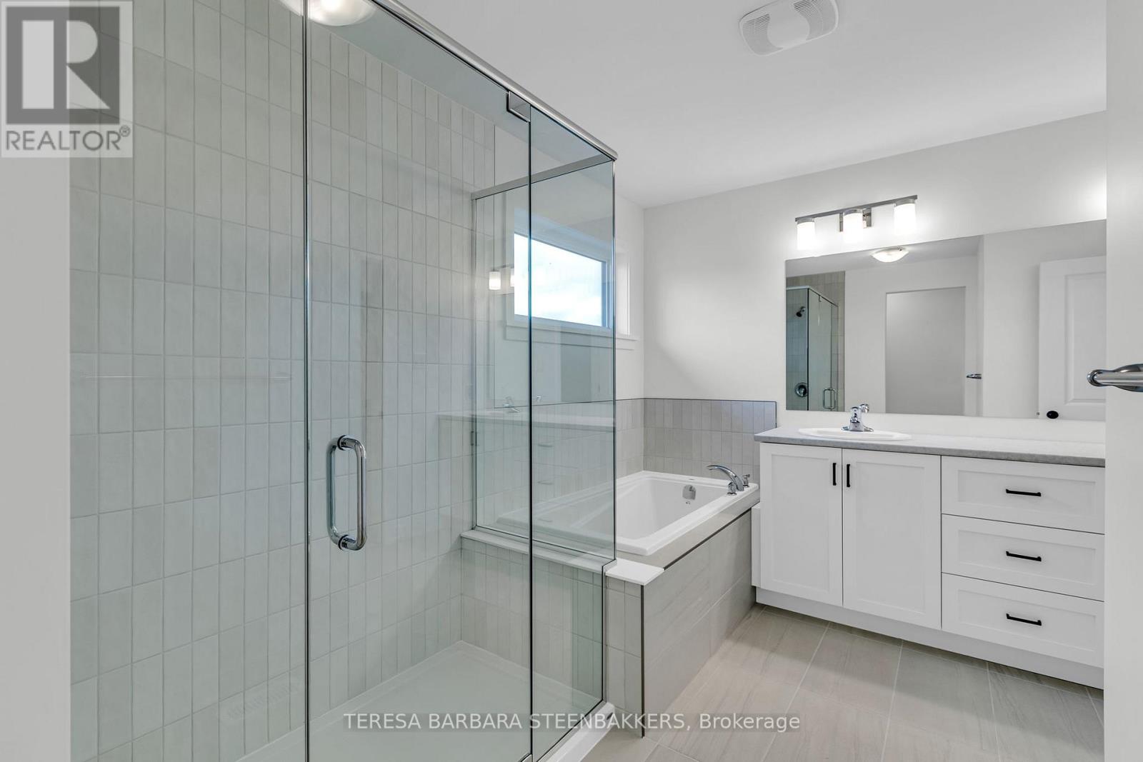 Photo 24 of 783 Kenny Gordon Avenue, Ottawa ON