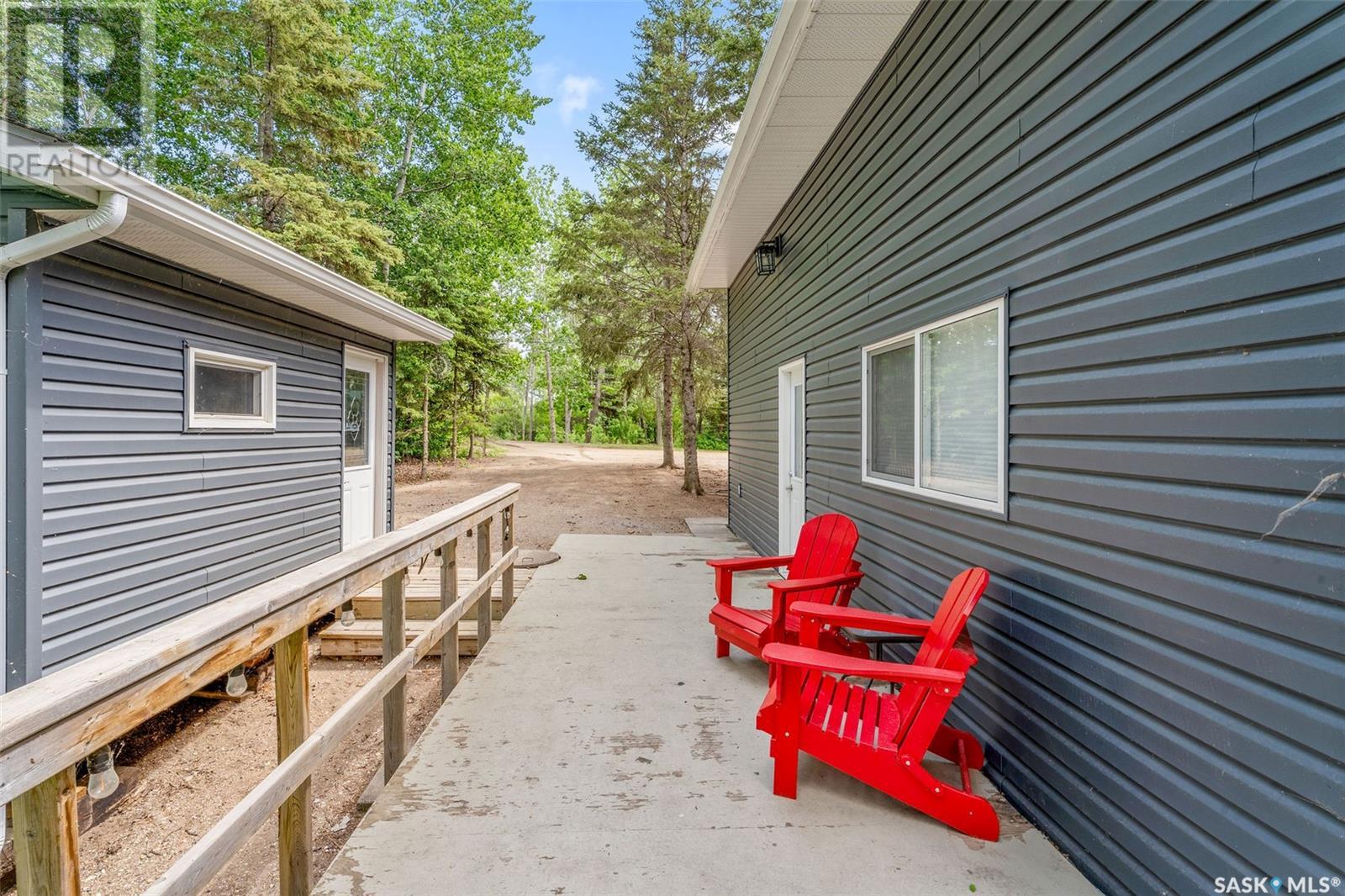 Photo 16 of 209 Loon Drive, Big Shell SK