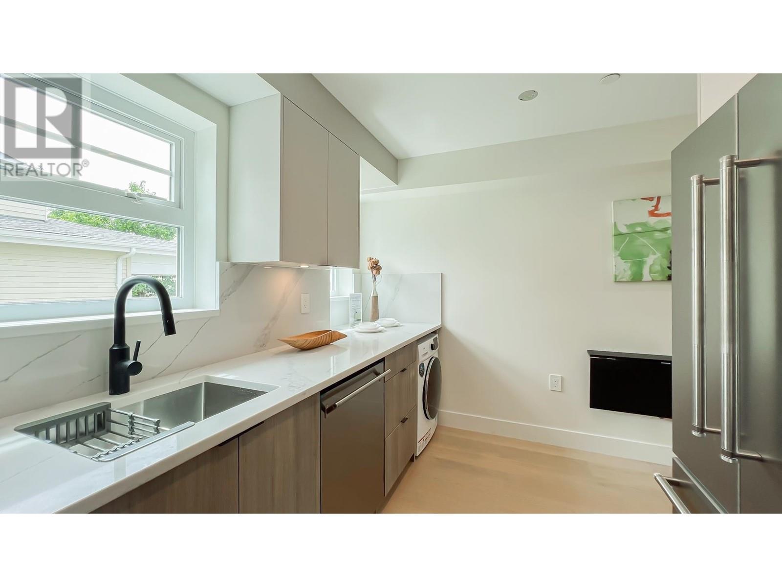 1157 KEEFER STREET, Vancouver