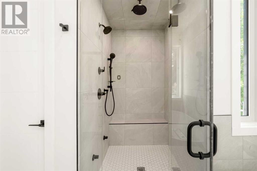 Photo 18 of 1828 18 Avenue Nw, Calgary AB