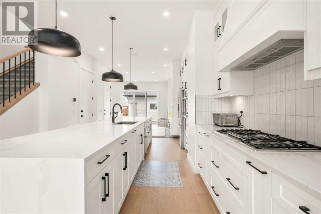 Photo 7 of 1828 18 Avenue Nw, Calgary AB