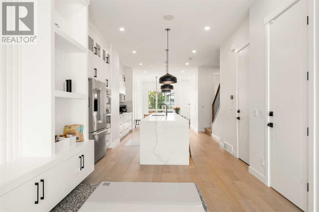Photo 8 of 1828 18 Avenue Nw, Calgary AB