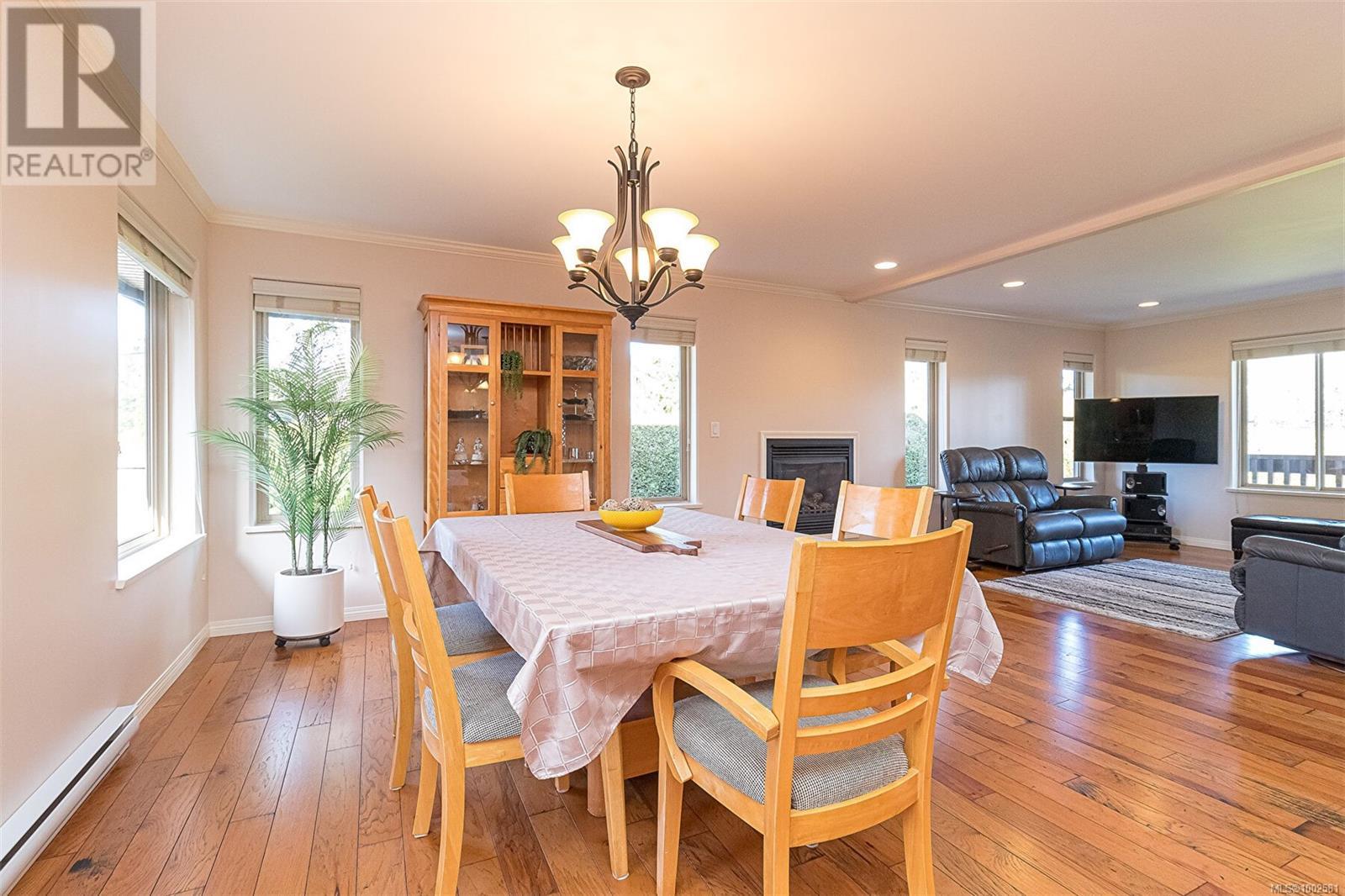 Photo 3 of 1747 Whiffin Spit Rd, Sooke BC