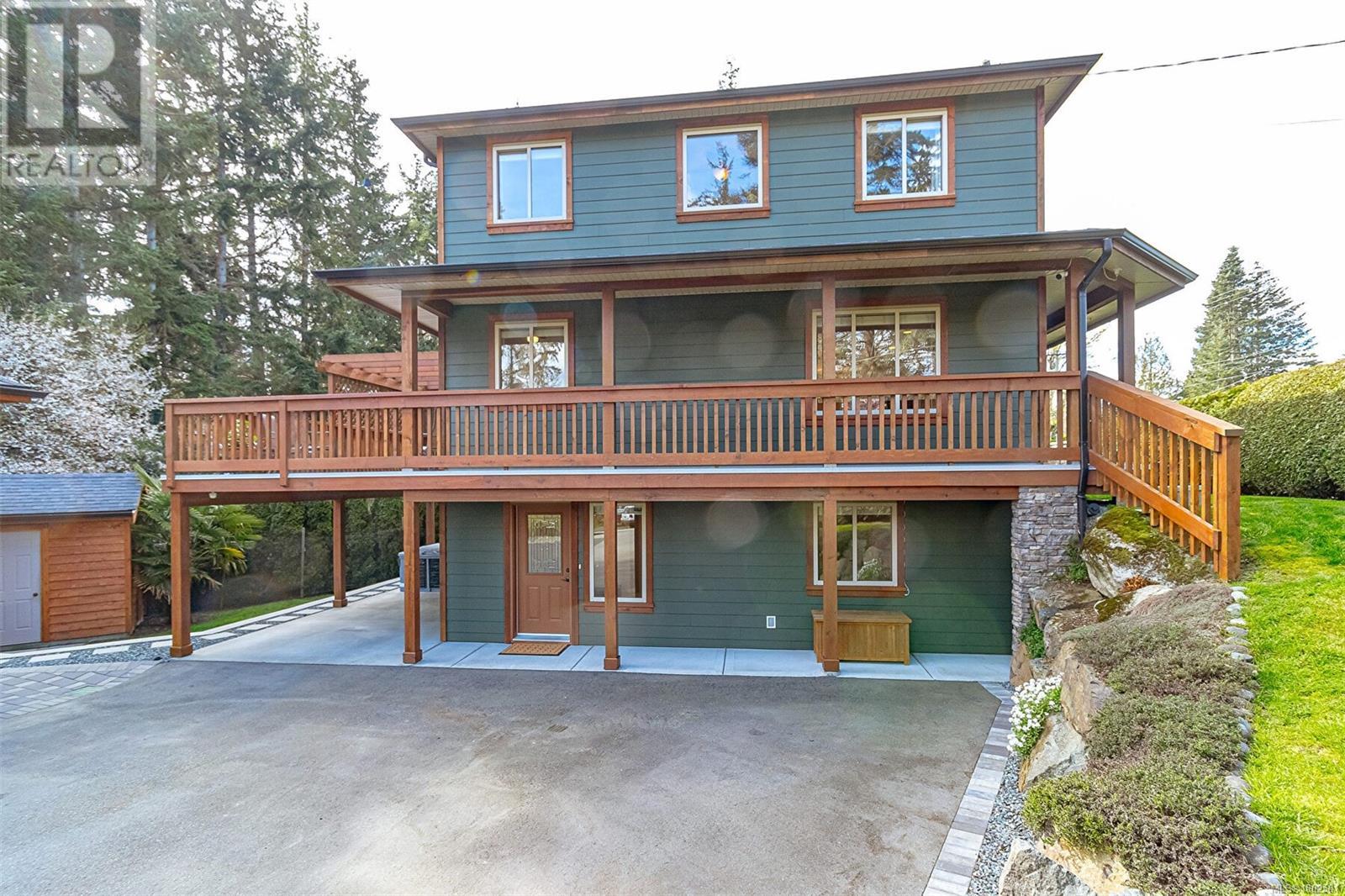 Photo 9 of 1747 Whiffin Spit Rd, Sooke BC