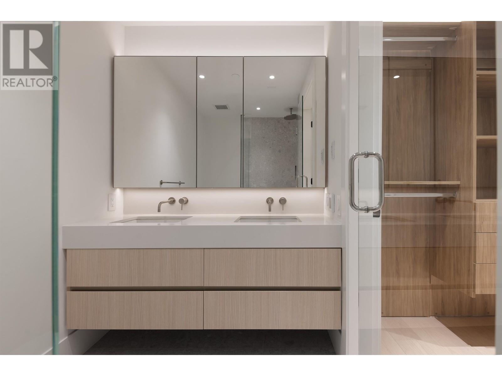 772 W 27TH AVENUE, Vancouver real estate listing R2986156
